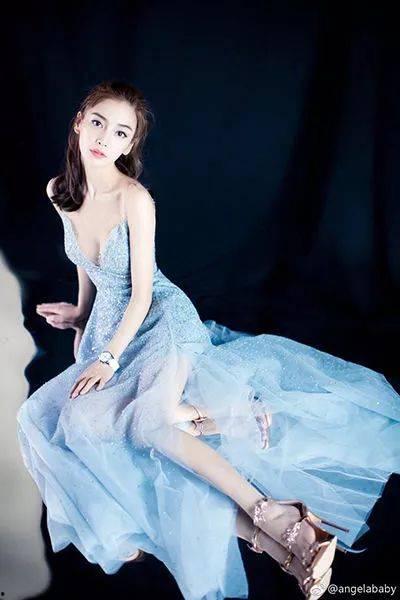 杨颖身高爆料视频最新,最新爆料视频揭示真实身高数据 第1张 杨颖身高爆料视频最新,最新爆料视频揭示真实身高数据 第1张